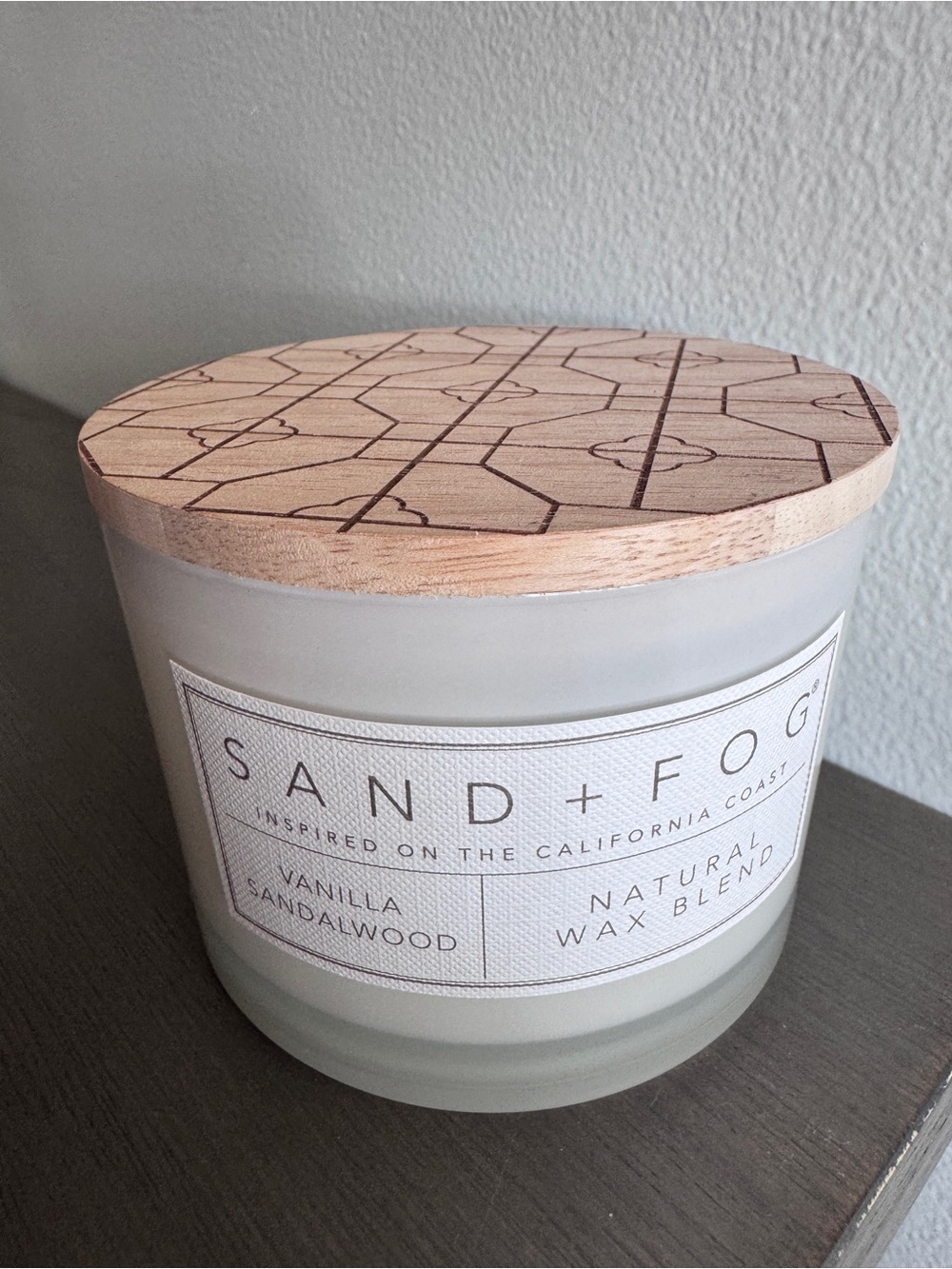 Sand + Fog Vanilla Sandalwood 12 oz Candle